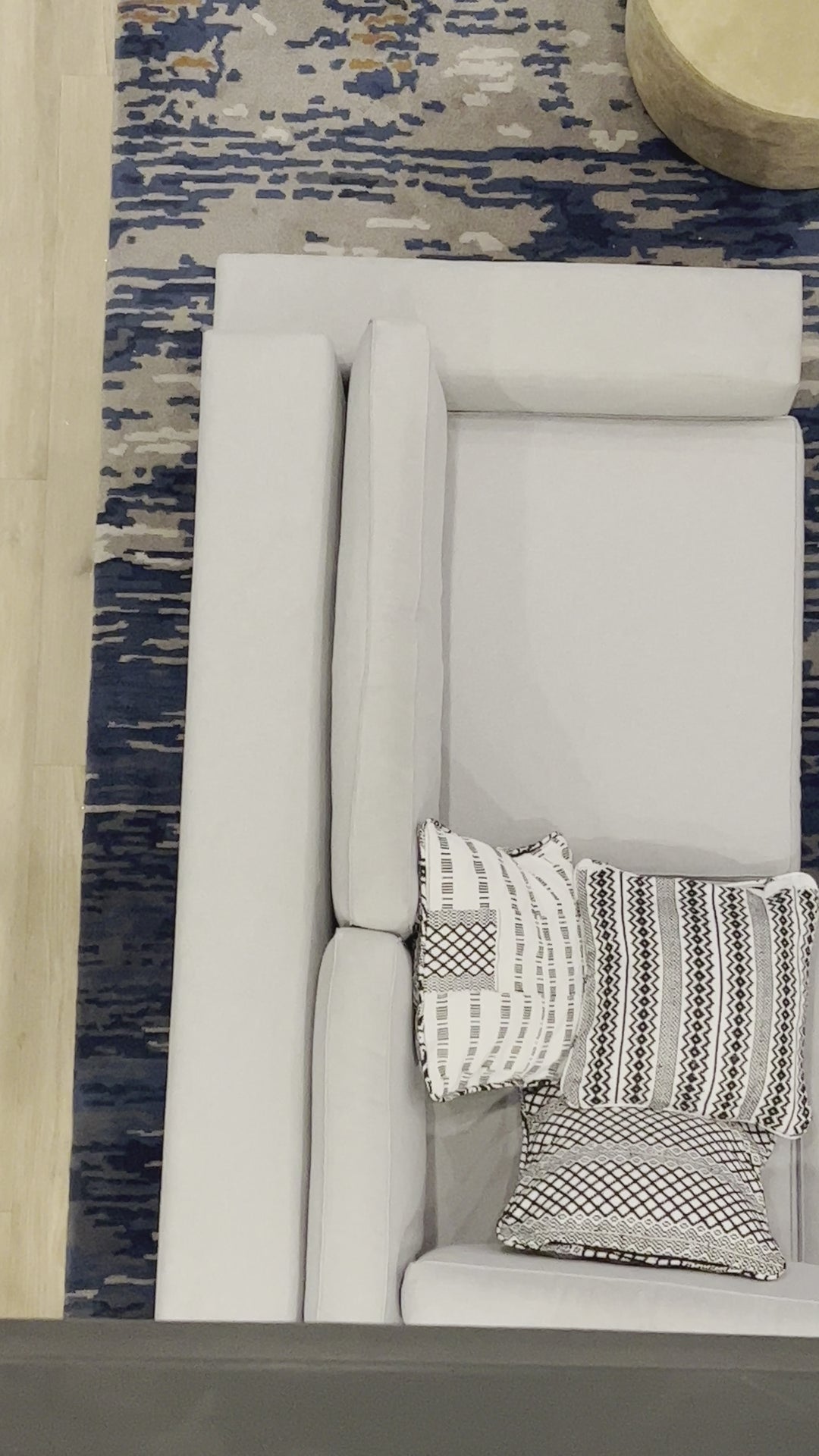 Danso Throw Pillow: Stylish Comfort for Your Home