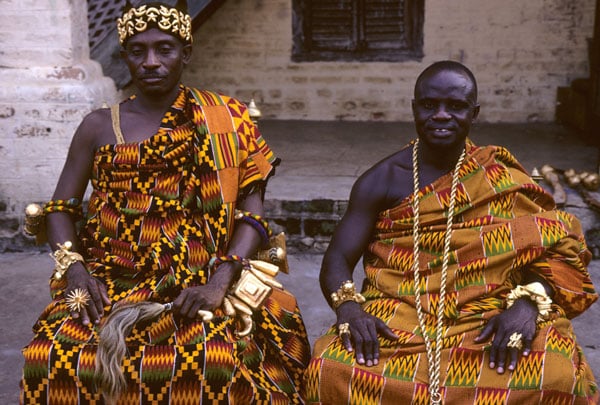 Why Kente Surpasses Mudcloth in terms of skill & complexity